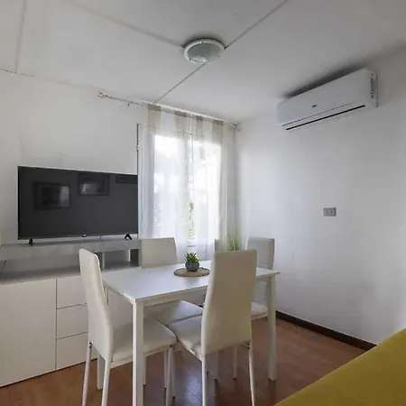 Bungalow A 50 Metri Dal Mare Campsite *